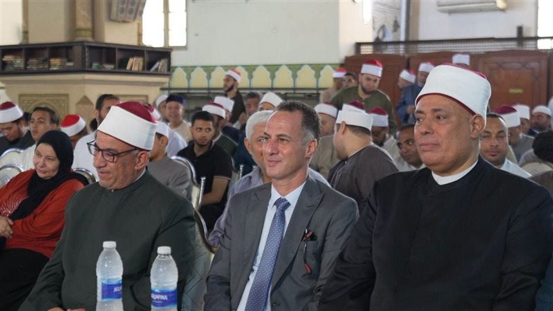 جانب من متابعة رئيس