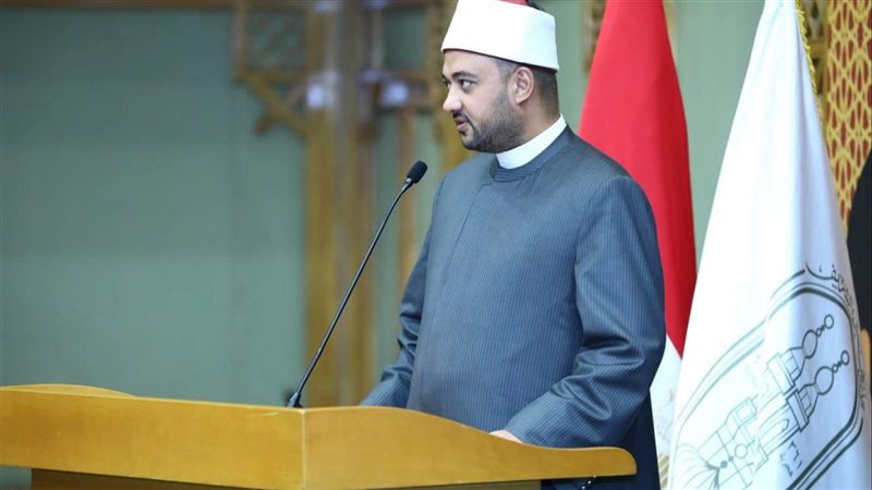 الدكتور أحمد نبوي