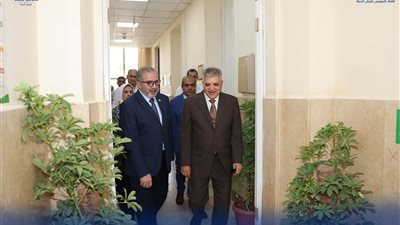 الفريق أسامة ربيع يفتتح مكتب المستفيدين بالتأمين الصحي الشامل بالإسماعيلية