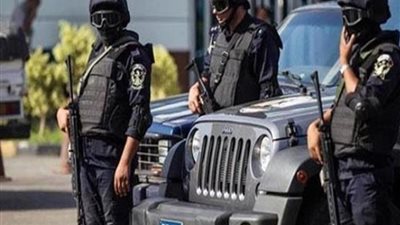 القبض على تشكيل عصابي تخصص في سرقة الشقق بالشيخ زايد