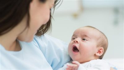 أمراض حديثي الولادة الشائعة..  دليلكِ لفهم الأسباب والأعراض وكيفية التعامل