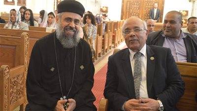 رئيس الغرفة التجارية بالقليوبية يهنئ الأقباط بعيد القيامة المجيد 