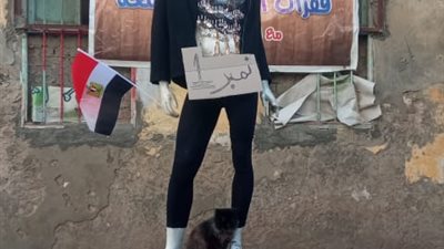 في ليلة شم النسيم.. بورسعيدي يوجه رسالة لـ محمد رمضان على هيئة دمية 