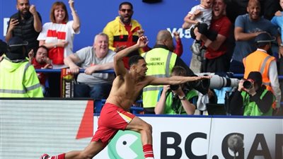 ليفربول يقترب من التتويج بـ«البريميرليج» ويطيح بـ«الثعالب» إلى «شامبيونشيب»