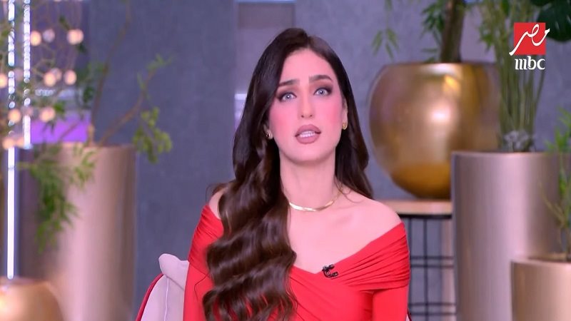 ياسمين عز