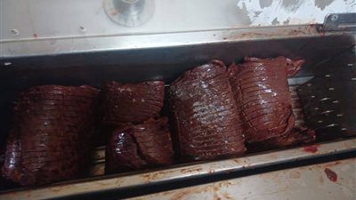 لحوم وسلع منتهية الصلاحية.. تحرير 686 مخالفة تموينية في محافظة أسيوط