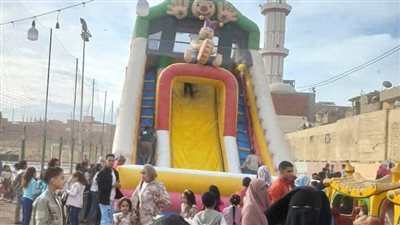 إقبال كبير من المواطنين على الحدائق والمتنزهات احتفالا بشم النسيم