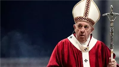  البابا فرنسيس يغيّر تقليد دفن الباباوات.. تعرف أين يُدفن