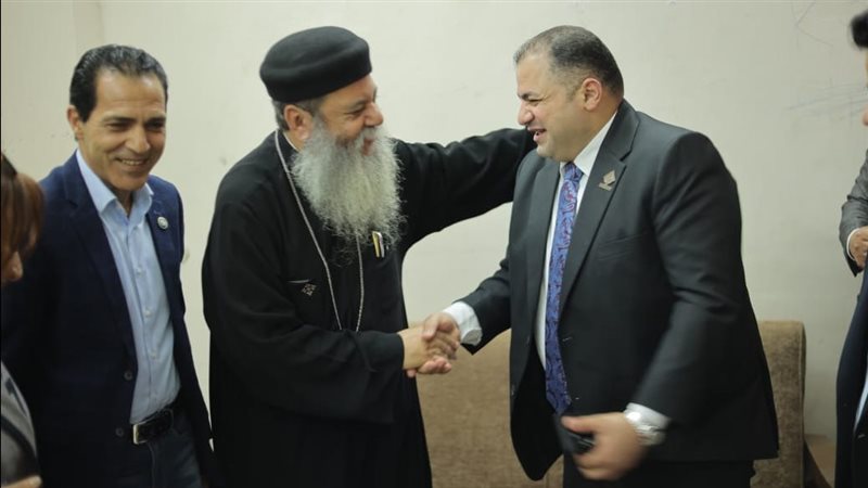 جانب من زيارة وفد