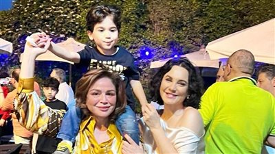 إلهام شاهين ترحب بسولاف فواخرجي في مصر: 