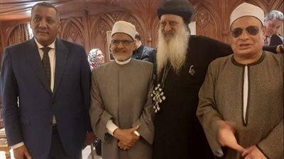 فروع منظمة خريجي الأزهر بالمحافظات تزور عددا من الكنائس للتهنئة 