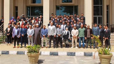 زيارات ميدانية لطلاب جامعة بنى سويف لمركز المعلومات 