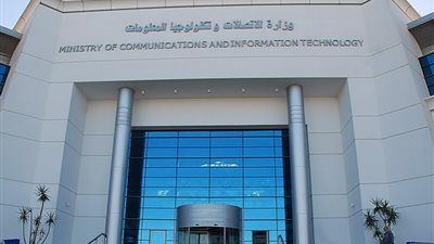 إنترنت وتدريبات ذكاء اصطناعي.. كيف يدعم قطاع الاتصالات طلاب المدارس والجامعات؟