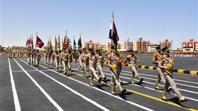 القوات المسلحة تحتفل بتخريج الدفعة 167 من كلية الضباط الاحتياط