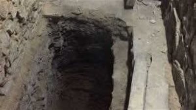 جهود مكثفة لكشف هوية شابين انهارت عليهما حفرة أثناء التنقيب عن الآثار بالفيوم