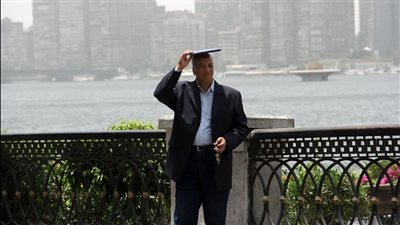 إنذار جوى.. موجة شديدة الحرارة تضرب البلاد والقاهرة تتخطى 40 درجة مئوية