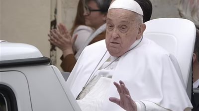 إسرائيل تحذف تغريدات تعزية بابا الفاتيكان وتثير غضب العالم 