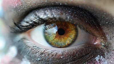 «أولو».. علماء يعلنون عن اكتشاف لون جديد لم يره البشر من قبل