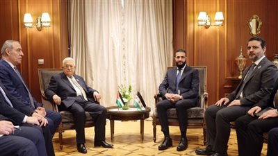 «الدولة الفلسطينية».. إسرائيل منزعجة من لقاء الرئيس الفلسطيني وأحمد الشرع