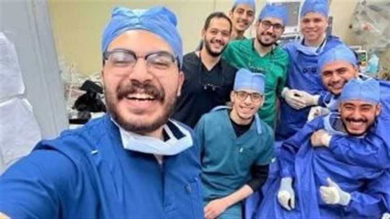 الفريق الطبي