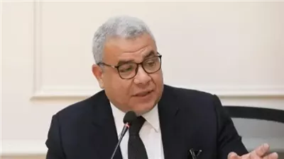 سمير عمر: «ورقة ترامب» مناورة سياسية والطرح المصري أكثر واقعية