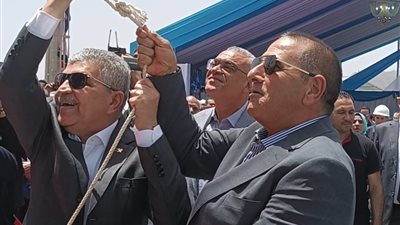 بقوة شد 90 طن تدشين القاطرتين عزام 1 و 2 بالبحر الأحمر