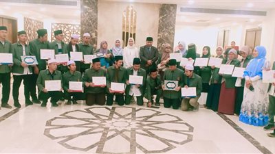 مستشارة شيخ الأزهر تكرم المشاركين في برنامج تعزيز كوادر العلماء والباحثين 