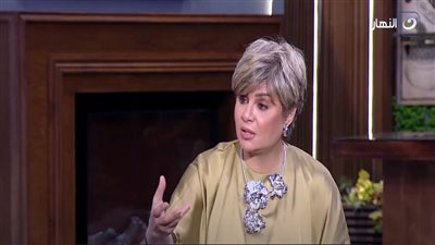 مفيدة شيحة: لازم المرأة تساعد زوجها في مصاريف البيت 