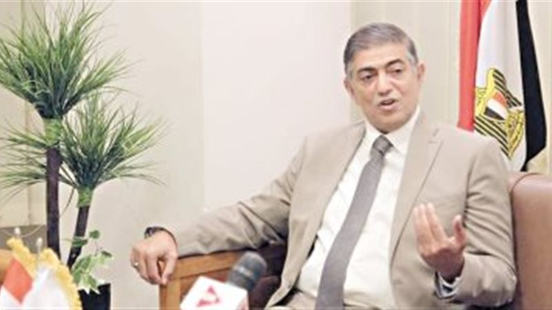 هشام عبد العزيز