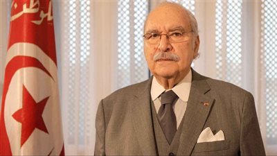 وفاة الرئيس التونسي السابق فؤاد المبزع عن عمر ناهز 92 عامًا