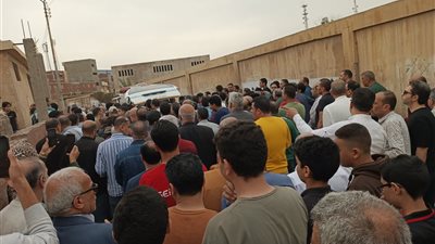 المئات يشيعون جثمان الطفل يوسف البستاوي في البحيرة |صور