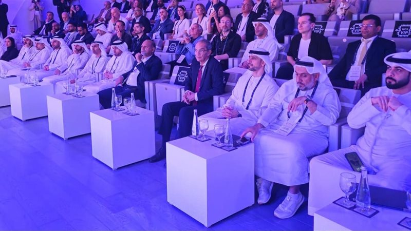 وزير الاتصالات