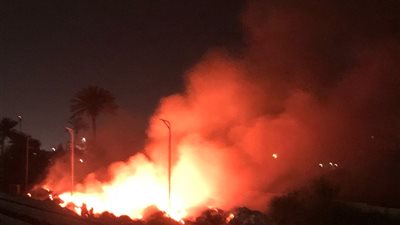 قصايص وبقايا أقمشة.. أسباب حريق مخلفات بجوار أرض زراعية بالإسماعيلية 