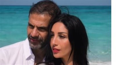 فستانك الأبيض .. يسرا الجديدي تحتفل بعيد زواجها الأول من أمير طعيمة