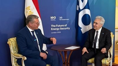 مباحثات بين وزير البترول وأمين عام منتدى الطاقة الدولي بشأن مستقبل أمن الطاقة