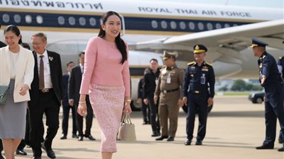 رئيسة وزراء تايلاند تتعرض لوعكة صحية ..  بعد رحلة إلى كمبوديا