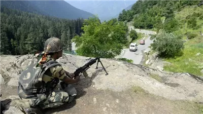 الحدود بين الهند وباكستان تشتعل.. تبادل نيران واشتباكات جديدة عند خط السيطرة