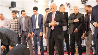 بمناسبة العيد القومي .. نقل شعائر صلاة الجمعة من شمال سيناء بحضور المحافظ 