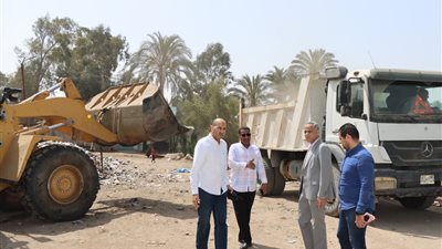 سكرتير عام مساعد بنى سويف يتابع أعمال رفع المخلفات والقمامة