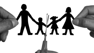 لمن تكون ولاية الطفل المكفول بعد طلاق الزوجين؟.. الإفتاء تجيب