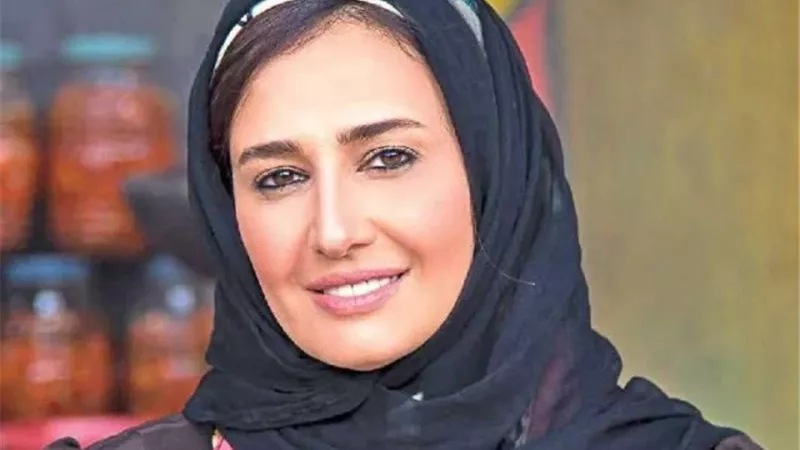الفنانة حلا شيحة