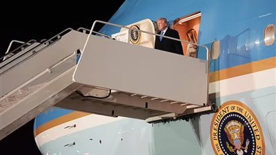 برفقة زوجته.. ترامب يصل إلى روما لحضور جنازة البابا فرنسيس 