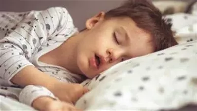 الأمراض الفيروسية قد تصيب طفلك: الأعراض وسبل الوقاية منها 