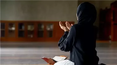 دعاء يحقق الرزق ويجلب الطمأنينة: اللهم ثبتنا على دينك وأرزقنا الهدى والتيسير 