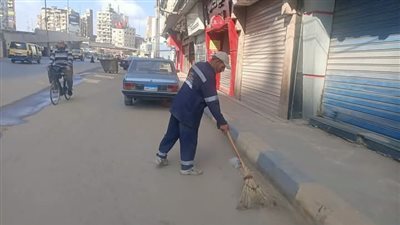 حي ثان المحلة يواصل حملات النظافة ورفع المخلفات من الشوارع الرئيسية 