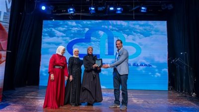 جمعية عطاء السماء تكرم رئيس البورصة المصرية ورئيس المركز القومي  البحوث 