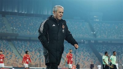 ناقد رياضي: الأهلي يحتاج وقفة حقيقية.. وبيراميدز كتب التاريخ (فيديو)