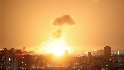 جدل العقوبات والتعويضات.. واشنطن تكثف جهودها لإنهاء الحرب الروسية الأوكرانية