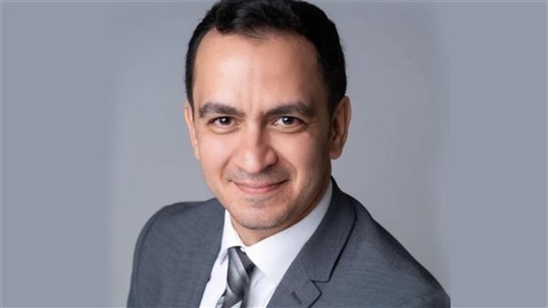الدكتور حاتم سليمان،