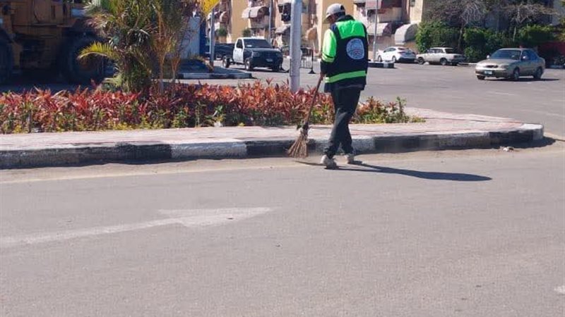جانب من حملات النظافة